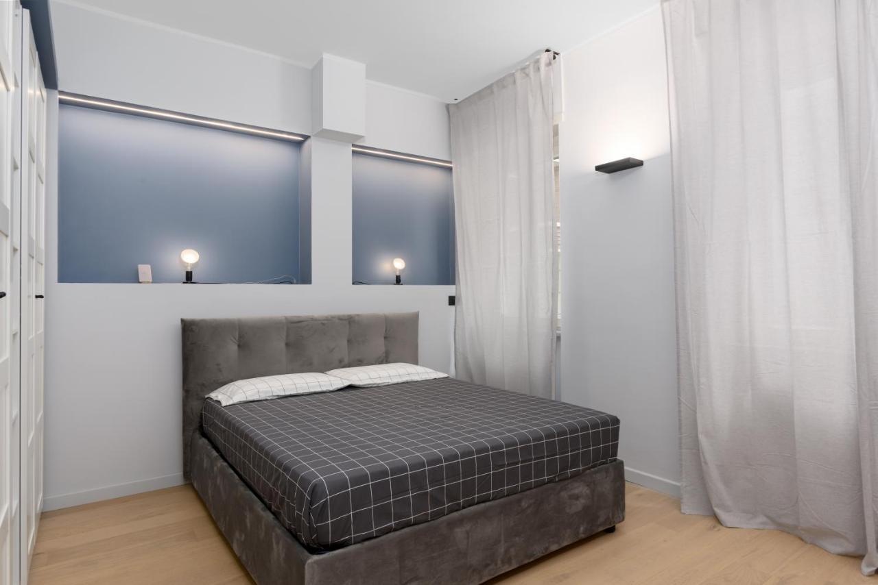 Centro Torino Elegante E Moderno Bilocale Apartment Bagian luar foto