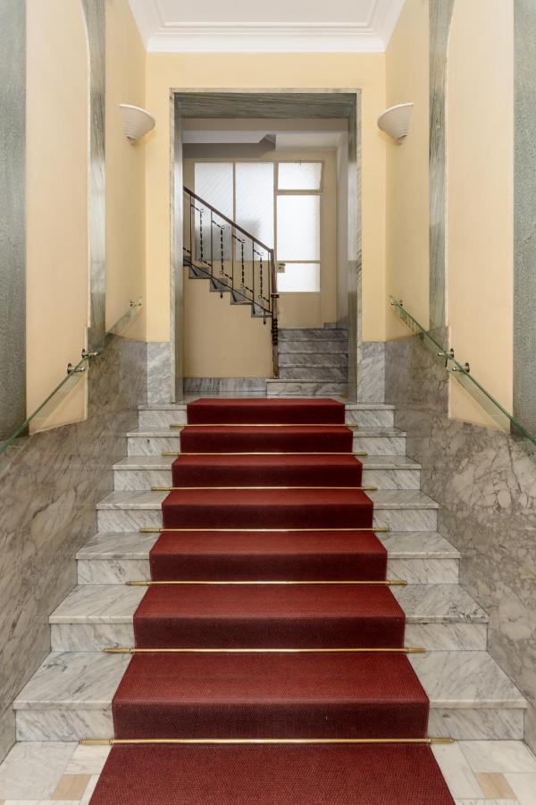 Centro Torino Elegante E Moderno Bilocale Apartment Bagian luar foto